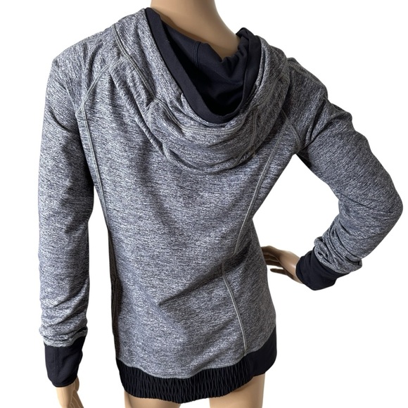 lululemon athletica Think Fast grey heathered hoodie 8 - Picture 5 of 6